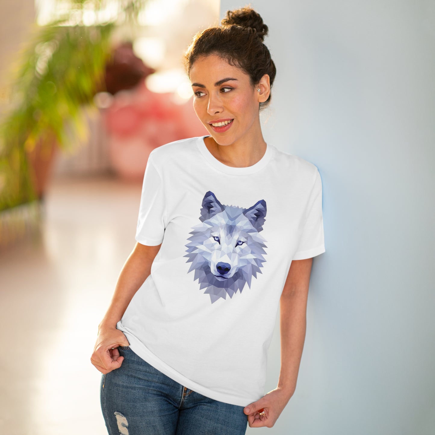 Wolf Polygonal T-Shirt - Embrace Wild Harmony