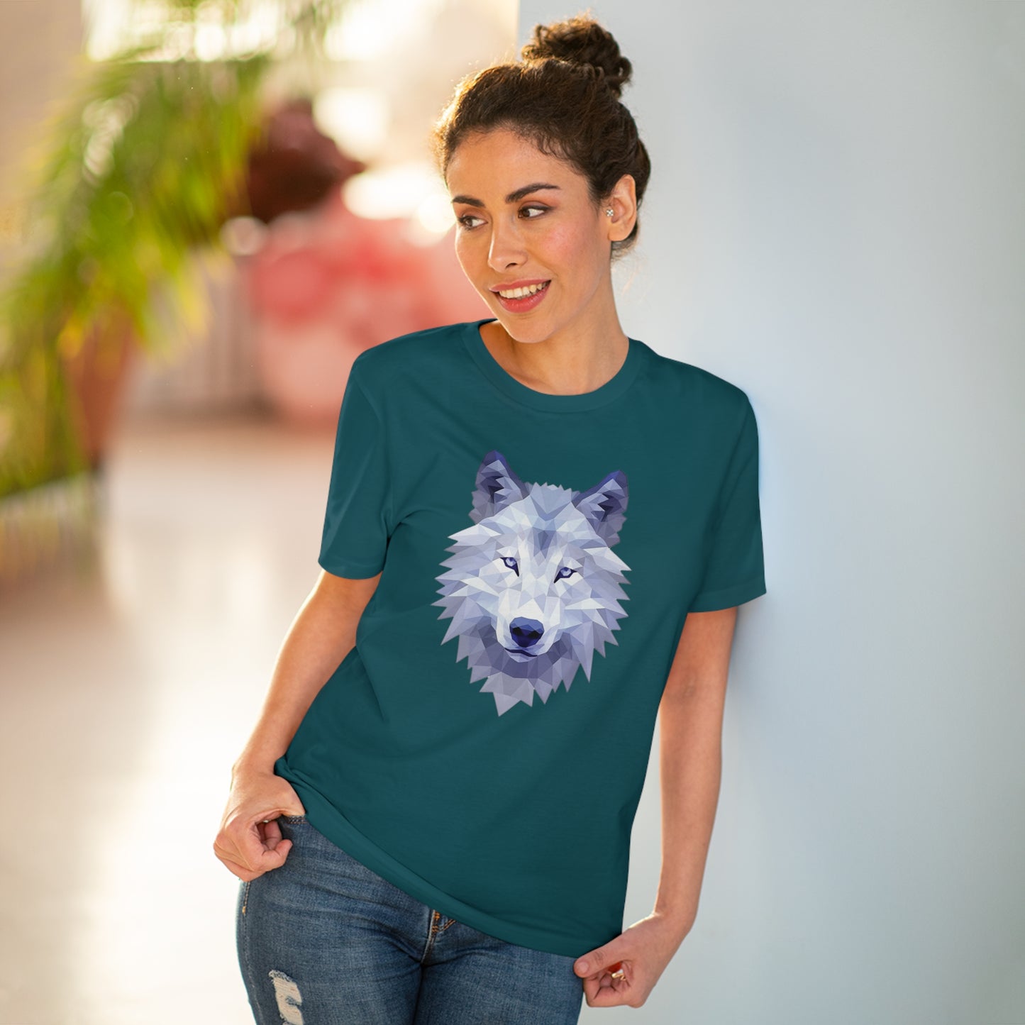 Wolf Polygonal T-Shirt - Embrace Wild Harmony