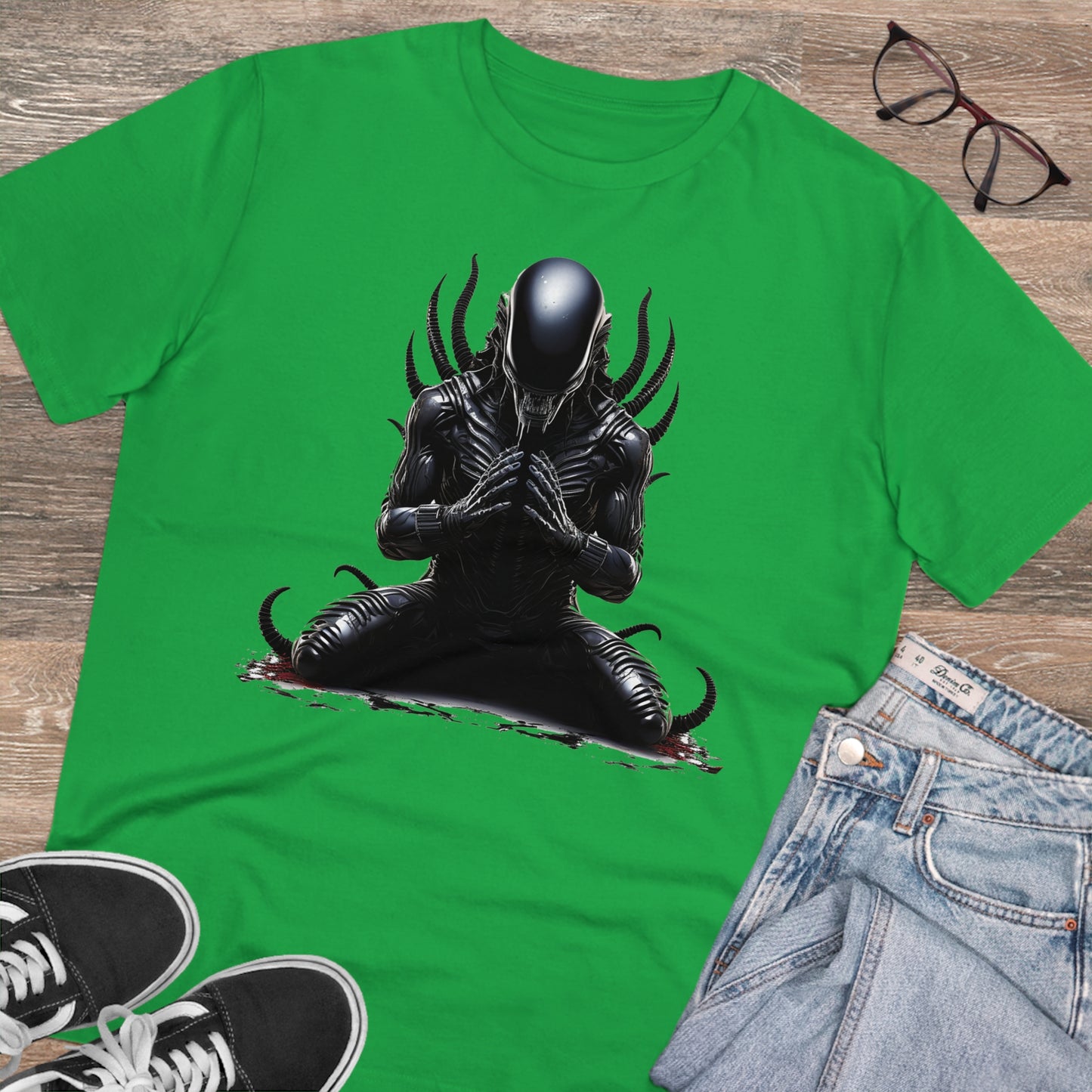 Eco-Friendly Zen Alien Xenomorph T-shirt - Embrace Galactic Serenity