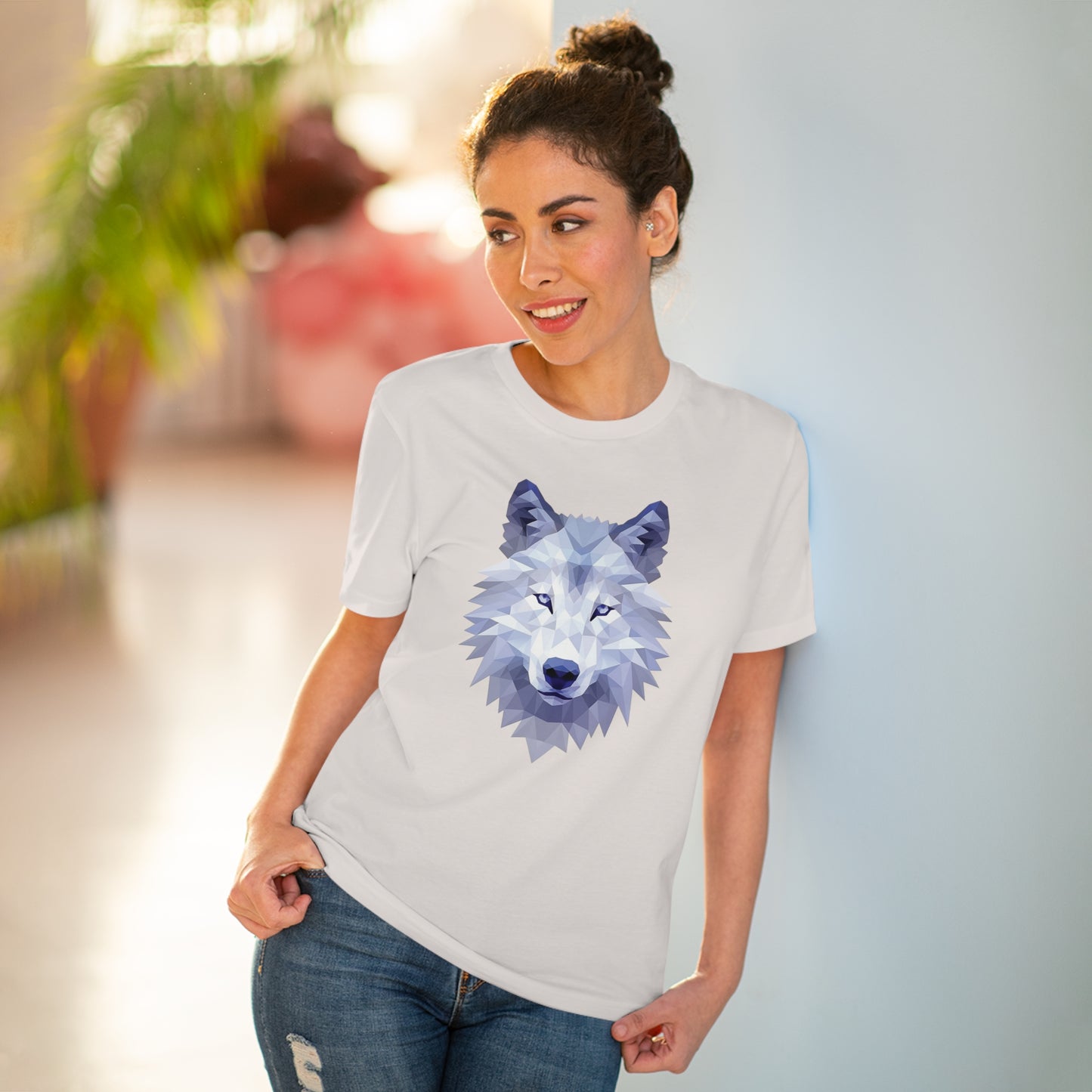 Wolf Polygonal T-Shirt - Embrace Wild Harmony