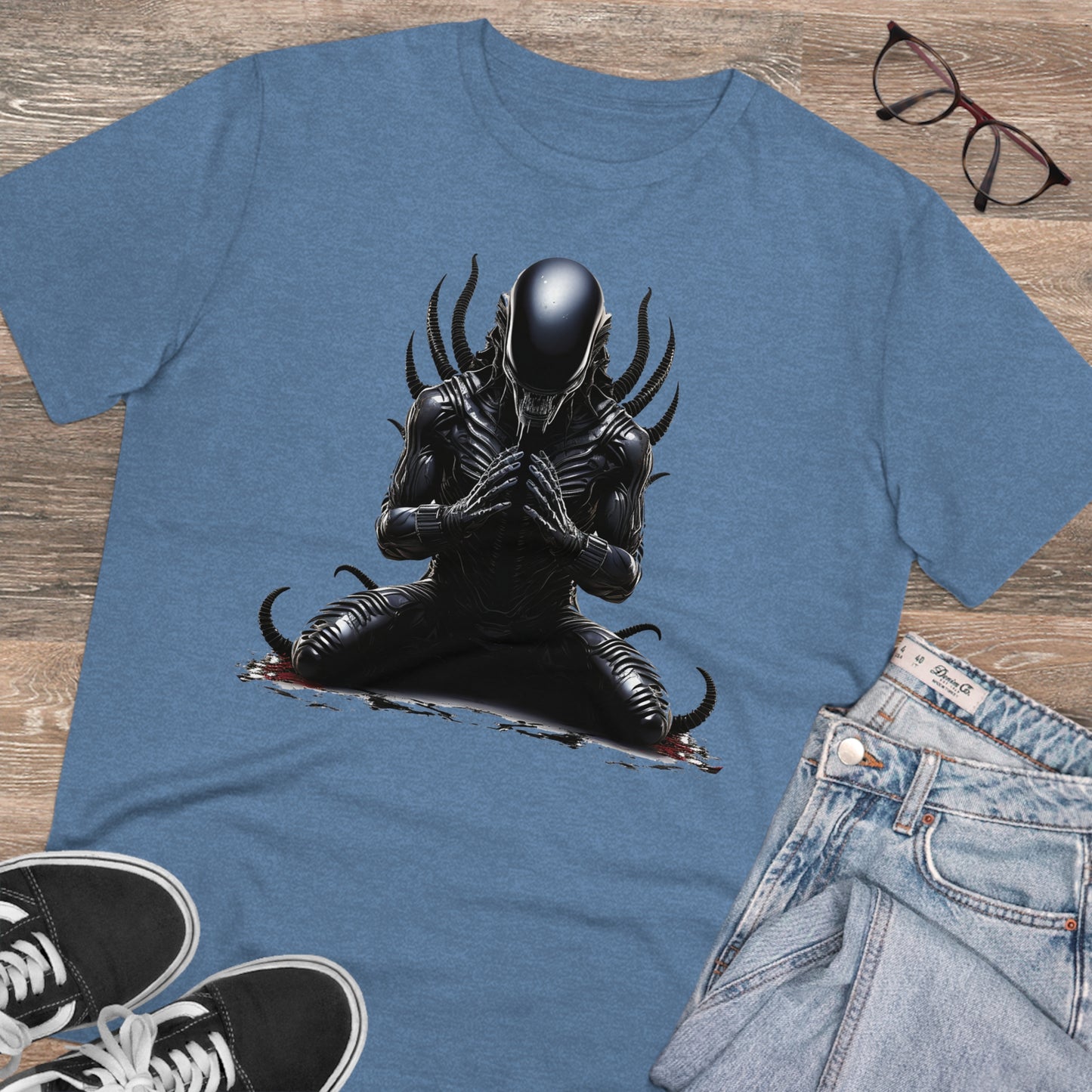 Eco-Friendly Zen Alien Xenomorph T-shirt - Embrace Galactic Serenity