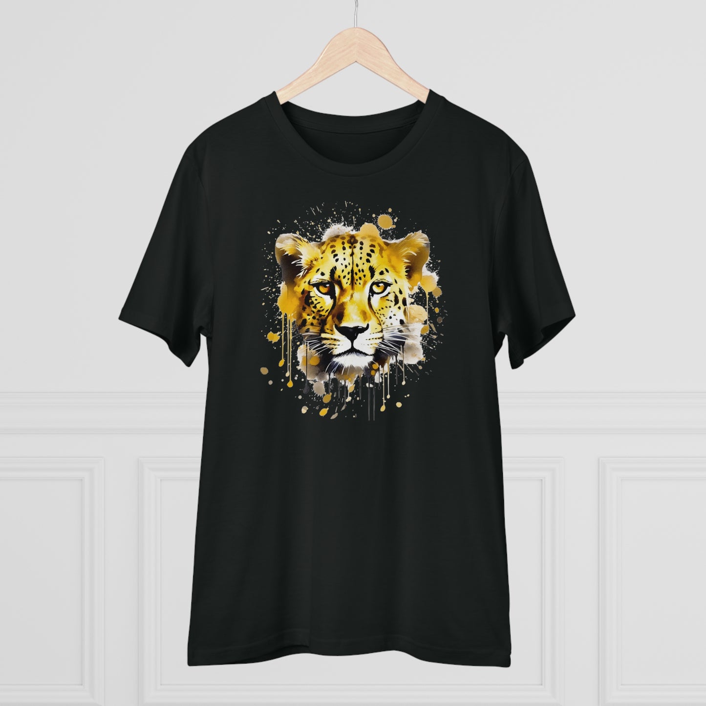 Cheetah T-Shirt in Watercolor Style - Unisex and Eco-Friendly - Embrace Wildlife with Style and Sustainability