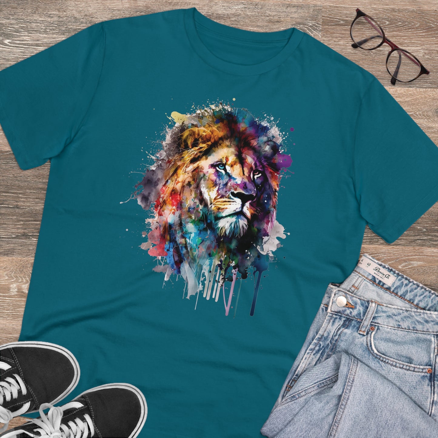 Majestic Lion T-Shirt in Watercolor Style - Unisex and Eco-Friendly Fashion Statement