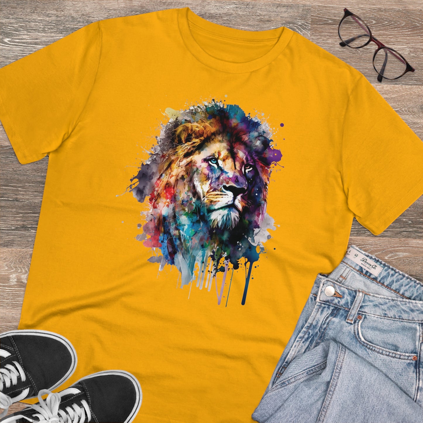 Majestic Lion T-Shirt in Watercolor Style - Unisex and Eco-Friendly Fashion Statement