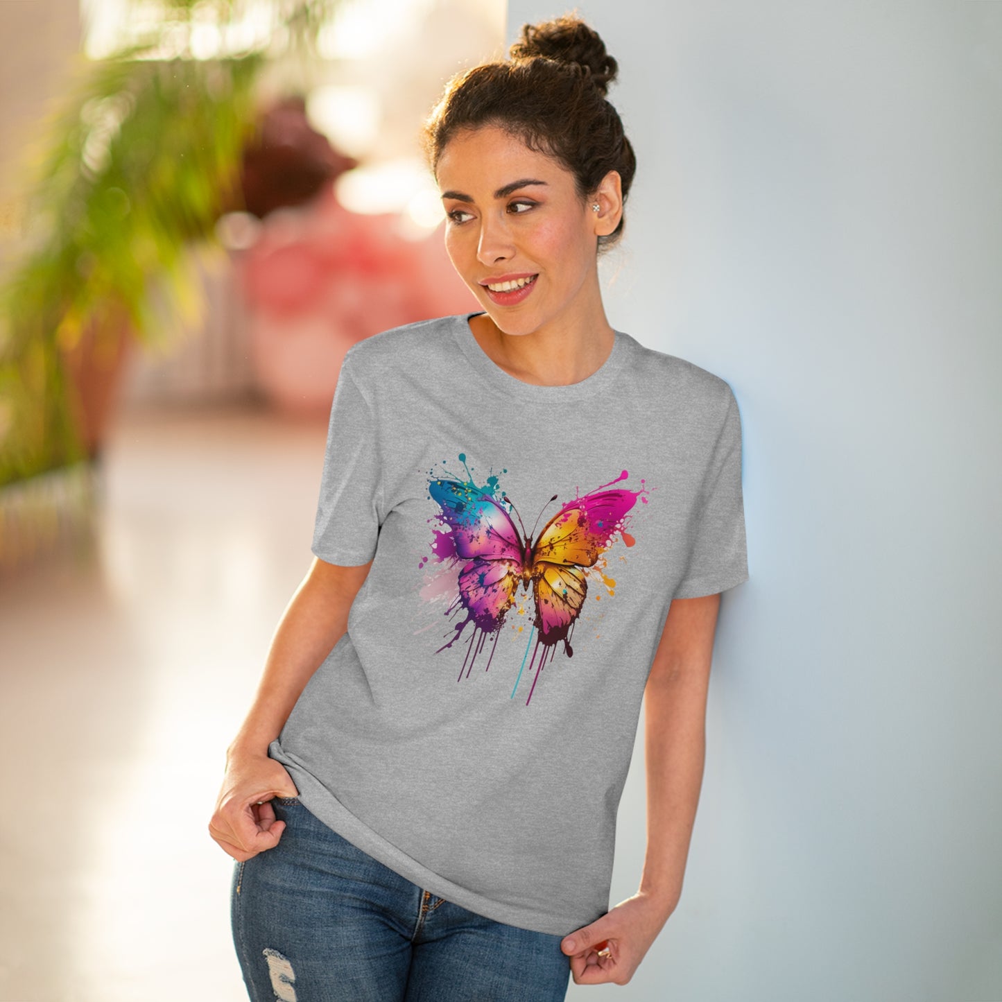 Butterfly in Pop-Art Style Organic Unisex T-Shirt - Add Some Colorful and Eco-Friendly Style to Your Wardrobe