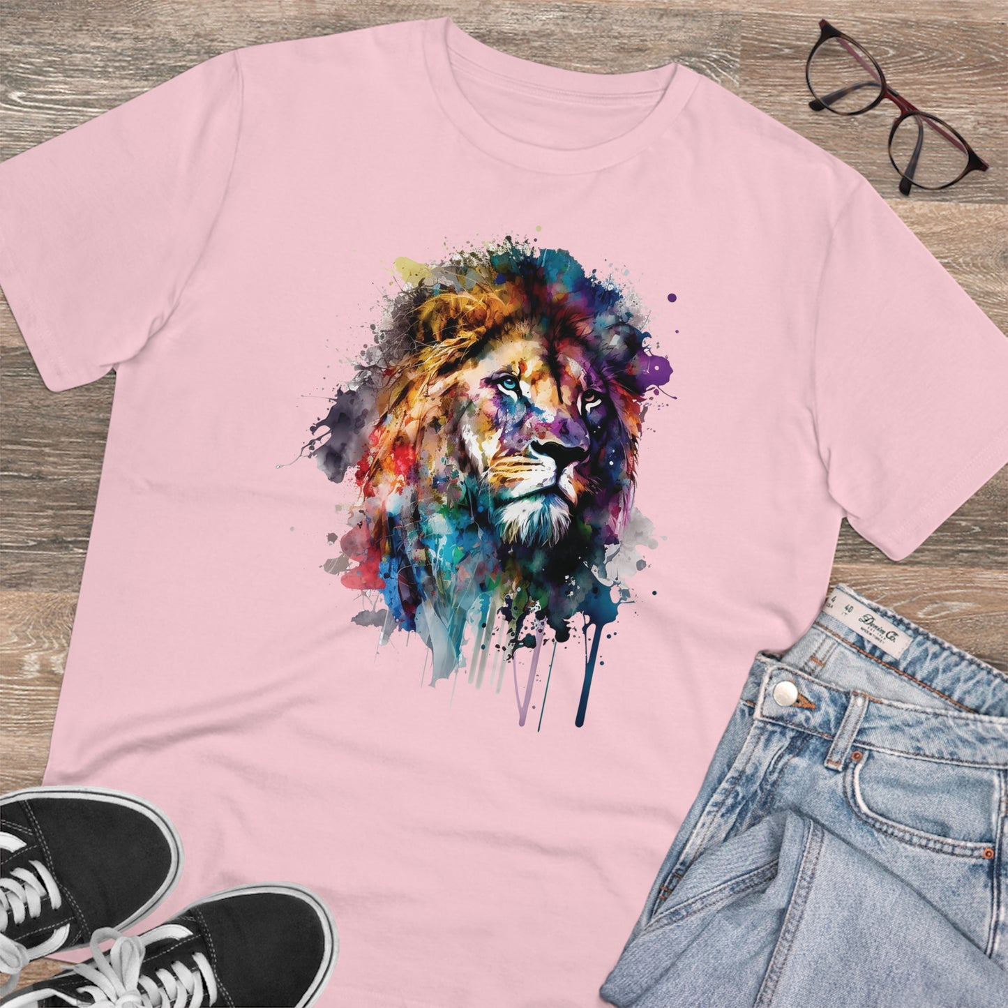 Majestic Lion T-Shirt in Watercolor Style - Unisex and Eco-Friendly Fashion Statement