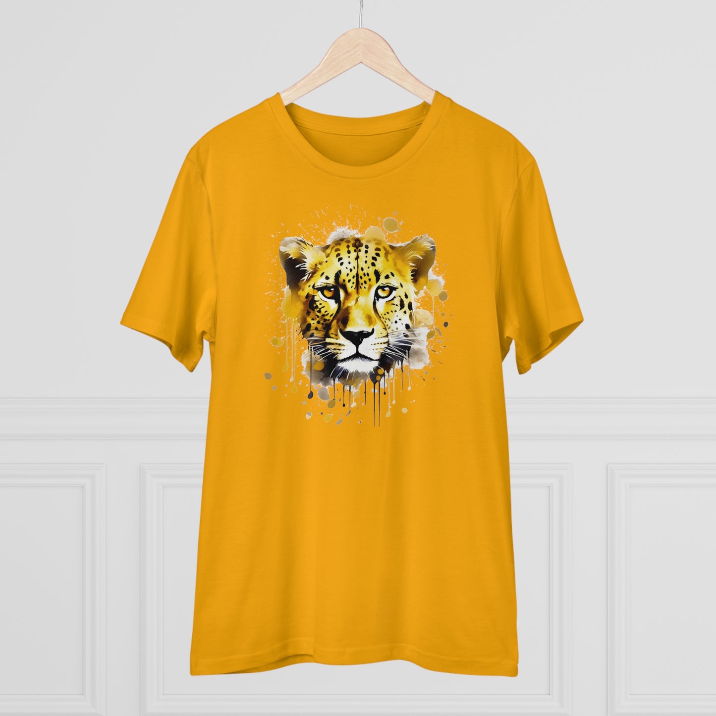 Cheetah T-Shirt in Watercolor Style - Unisex and Eco-Friendly - Embrace Wildlife with Style and Sustainability