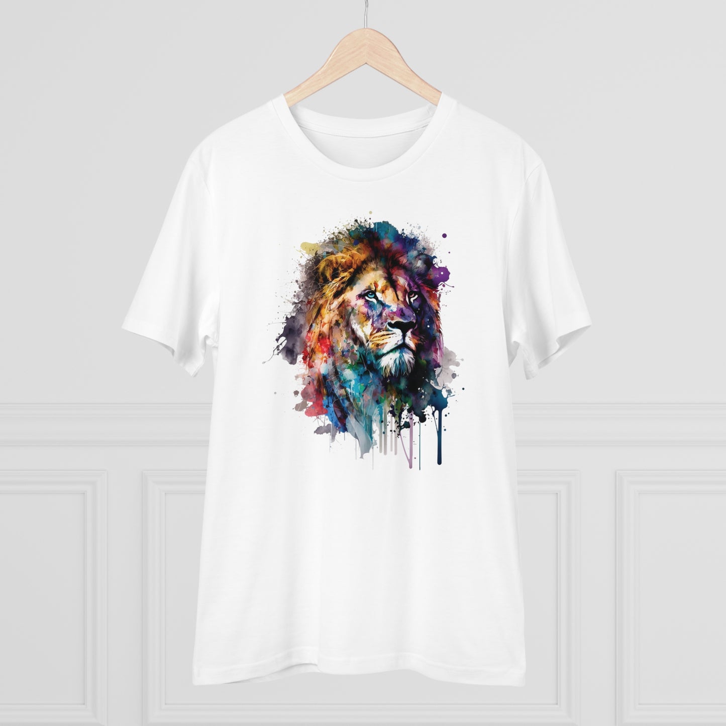 Majestic Lion T-Shirt in Watercolor Style - Unisex and Eco-Friendly Fashion Statement