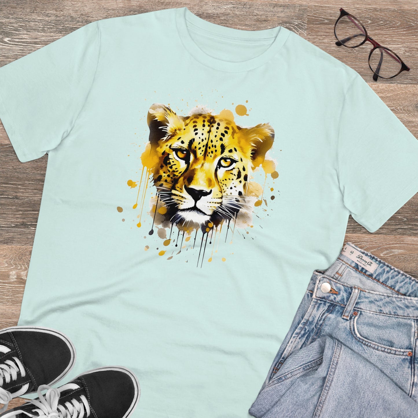 Cheetah T-Shirt in Watercolor Style - Unisex and Eco-Friendly - Embrace Wildlife with Style and Sustainability