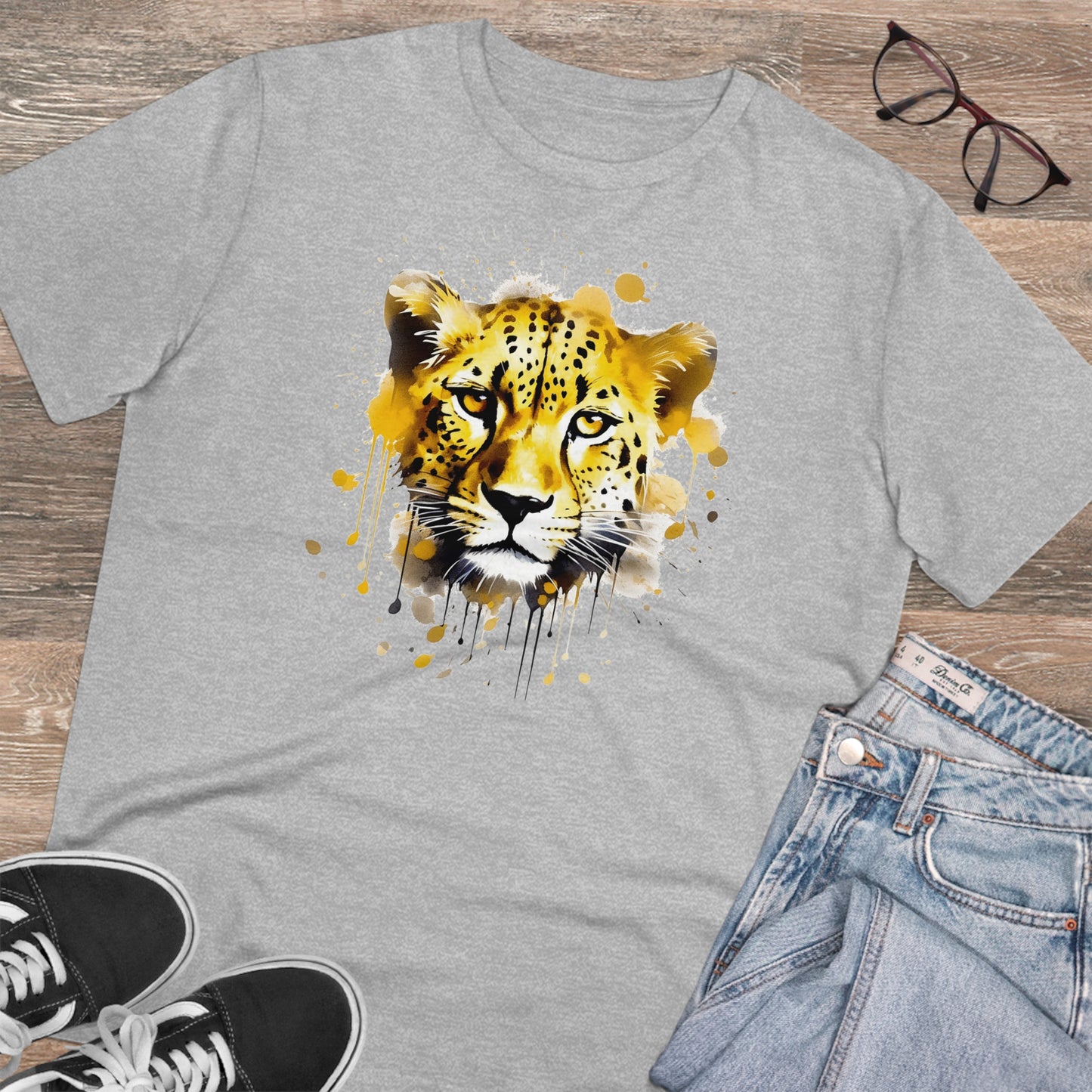 Cheetah T-Shirt in Watercolor Style - Unisex and Eco-Friendly - Embrace Wildlife with Style and Sustainability